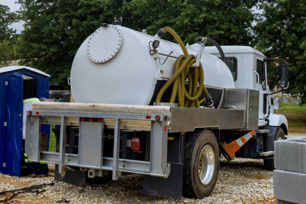 Best Portable restroom trailer rental  in Fort Morgan, CO
